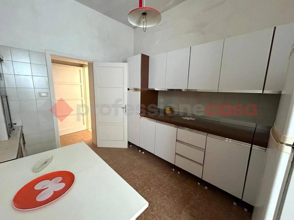 Appartamento a Poggiardo in via della costituzione - Foto 5