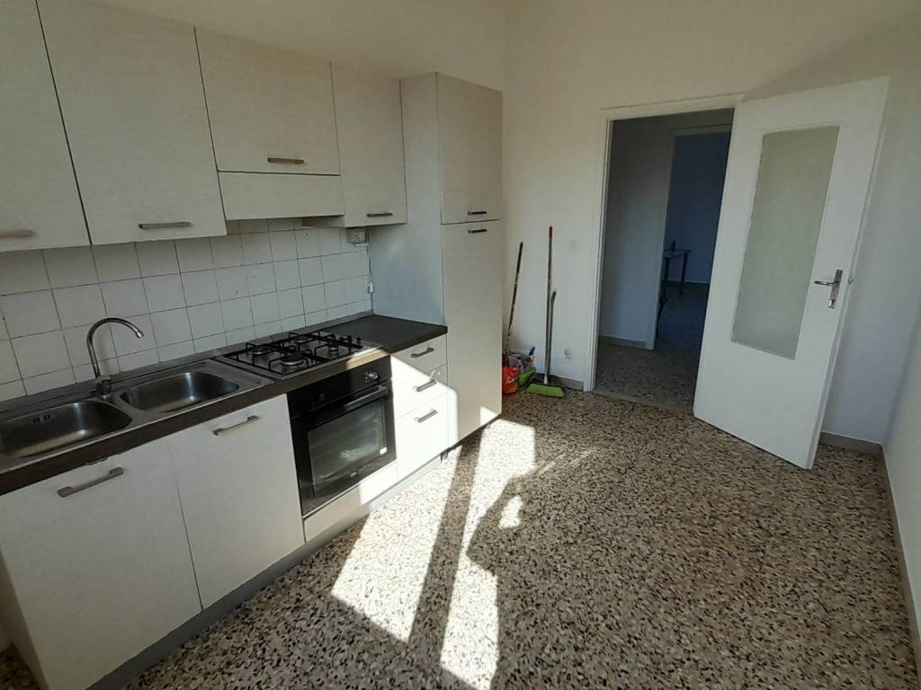 Appartamento a Sona in Via Leonardo da Vinci - Foto 2