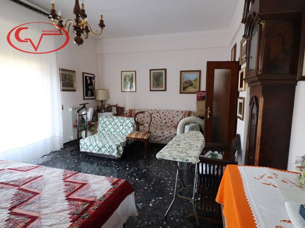 Appartamento a Montevarchi in Via Ammiraglio Burzagli - Foto 3