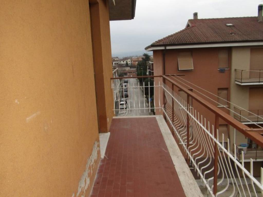 Appartamento a Monte roberto in Via Giovanni Amendola, 20 - Foto 2