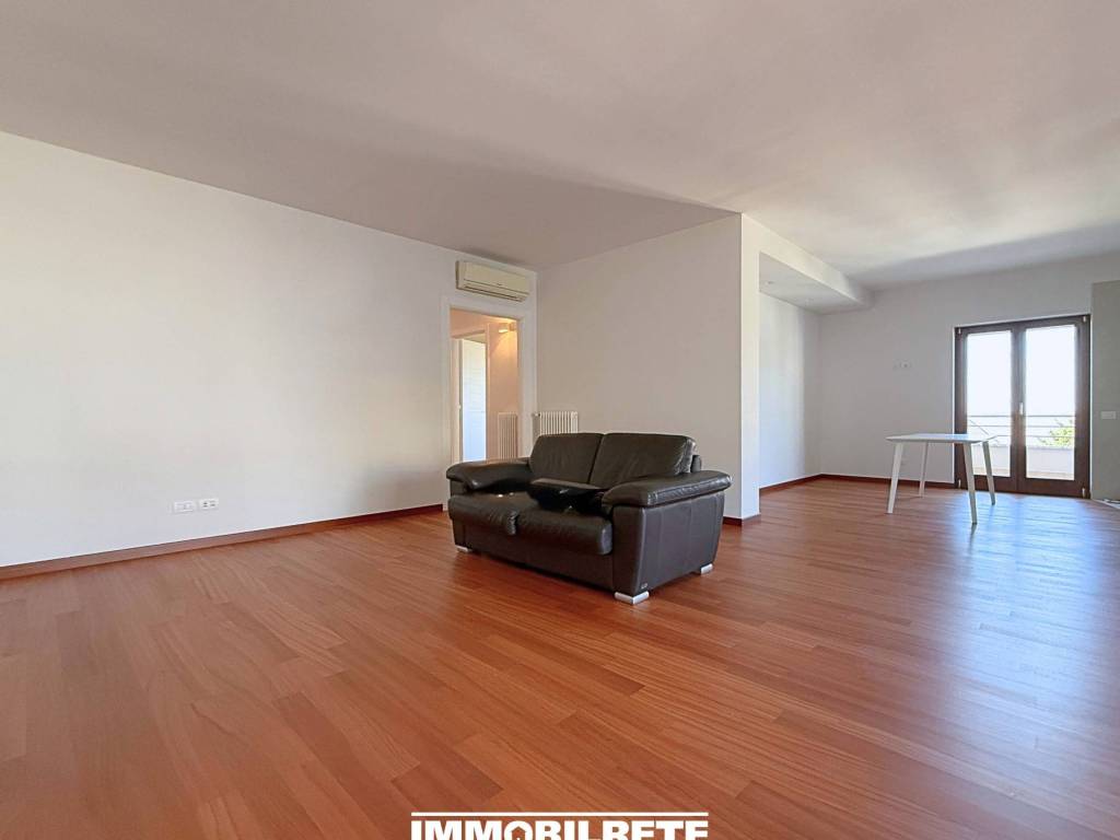 Appartamento a Matera in Via Caduti di Nassiyria, 135 - Foto 3