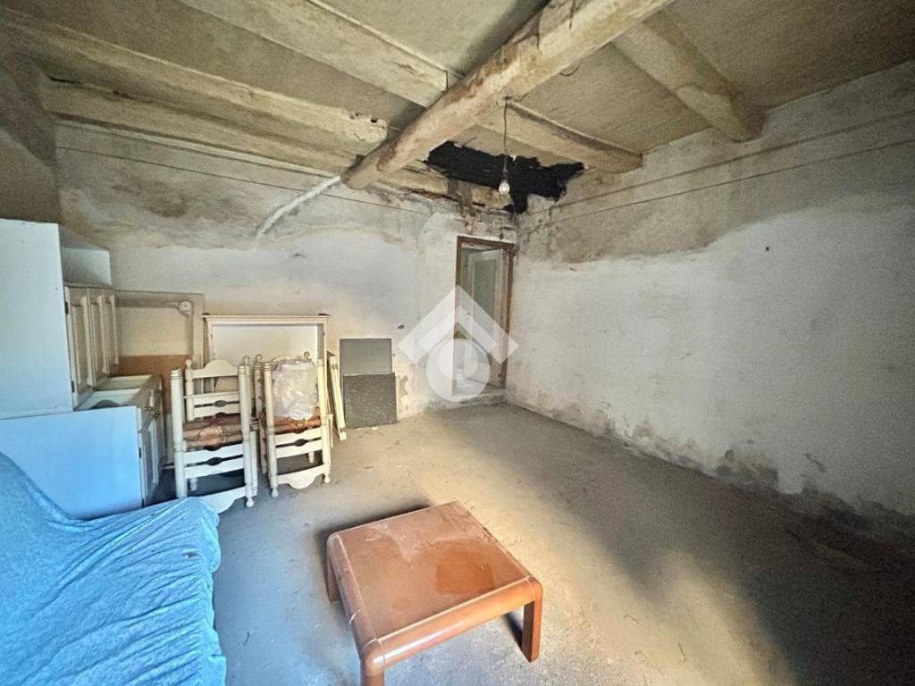Casa indipendente a Cervinara in Corso Caudino, 62 - Foto 3