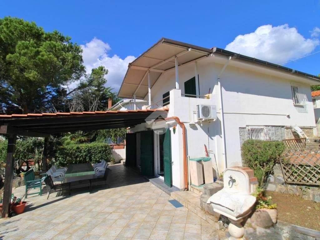 Villa a Vibonati in Via dei Gerani - Foto 2