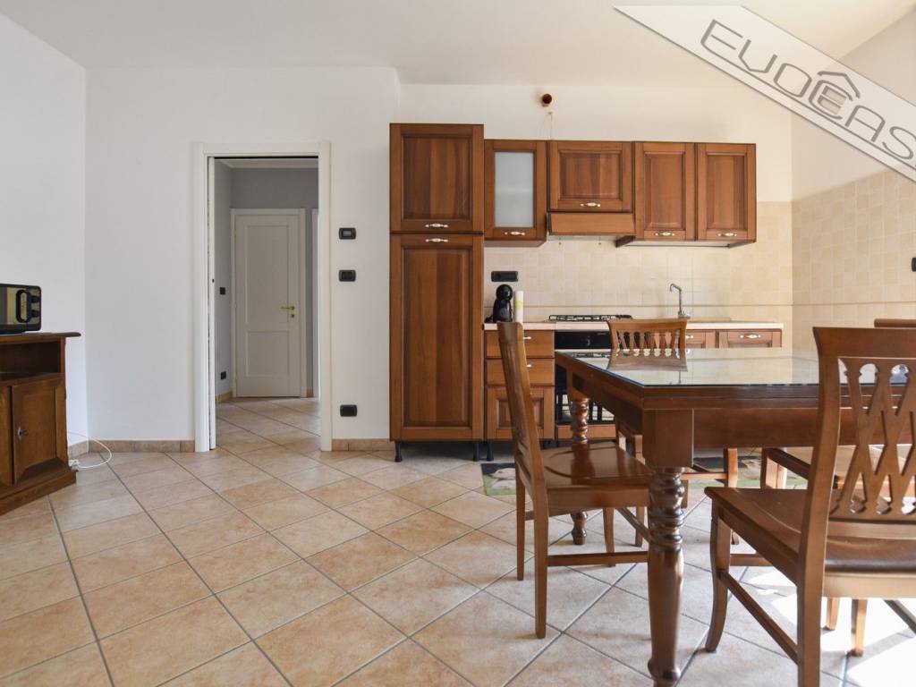 Appartamento a Pinerolo in Via Tommaso Giustetto - Foto 3