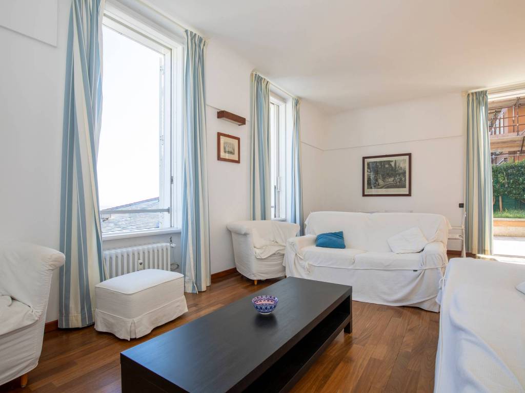 Appartamento a Arenzano in Via della Pineta - Foto 4