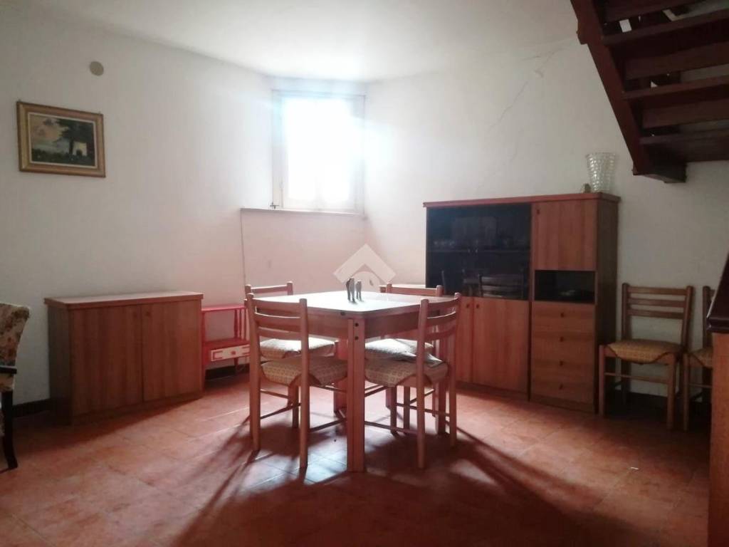 Casa indipendente a Montecastrilli in Via Dante Alighieri, 14 - Foto 2