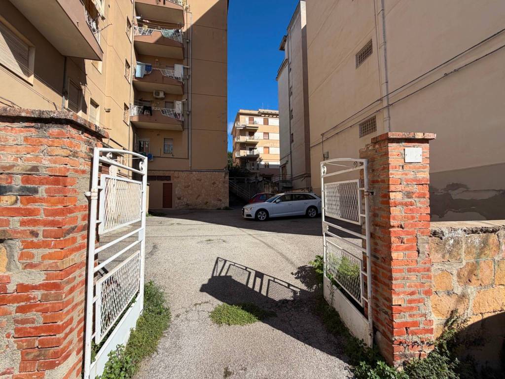 Attico / mansarda a Caltanissetta in Viale Trieste, 78 - Foto 4