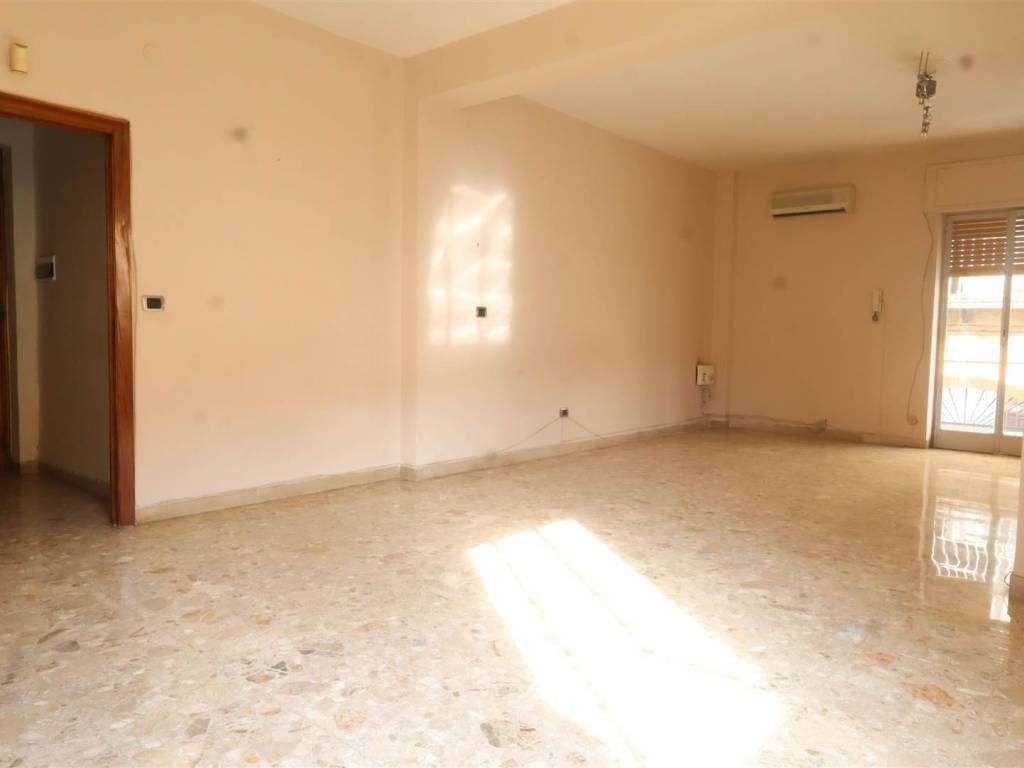 Appartamento a Santa maria capua vetere in Via Roberto D'Angiò , 36 - Foto 3