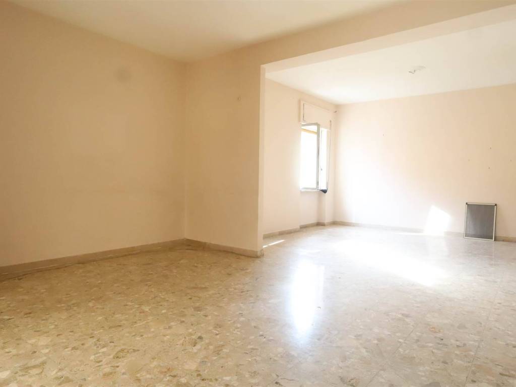 Appartamento a Santa maria capua vetere in Via Roberto D'Angiò , 36 - Foto 4