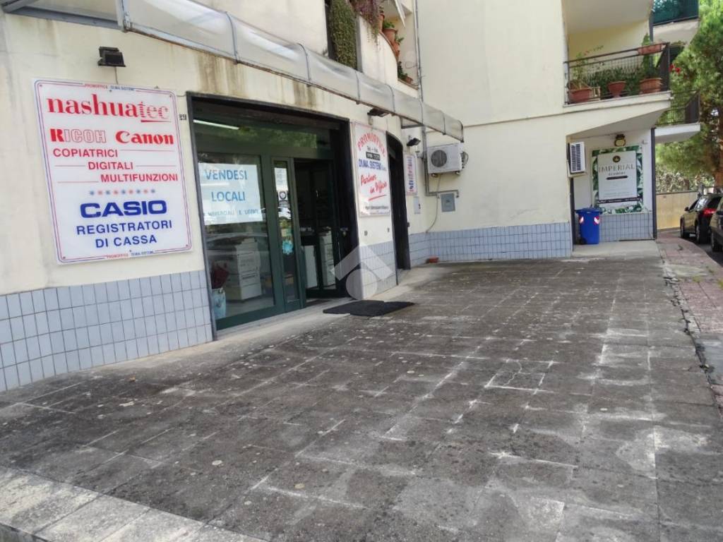 Box / garage a Castrovillari in Via Monte Sant'Angelo - Foto 3