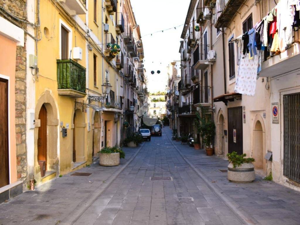 Appartamento a Paola in Via G. Valitutti, 45 - Foto 2