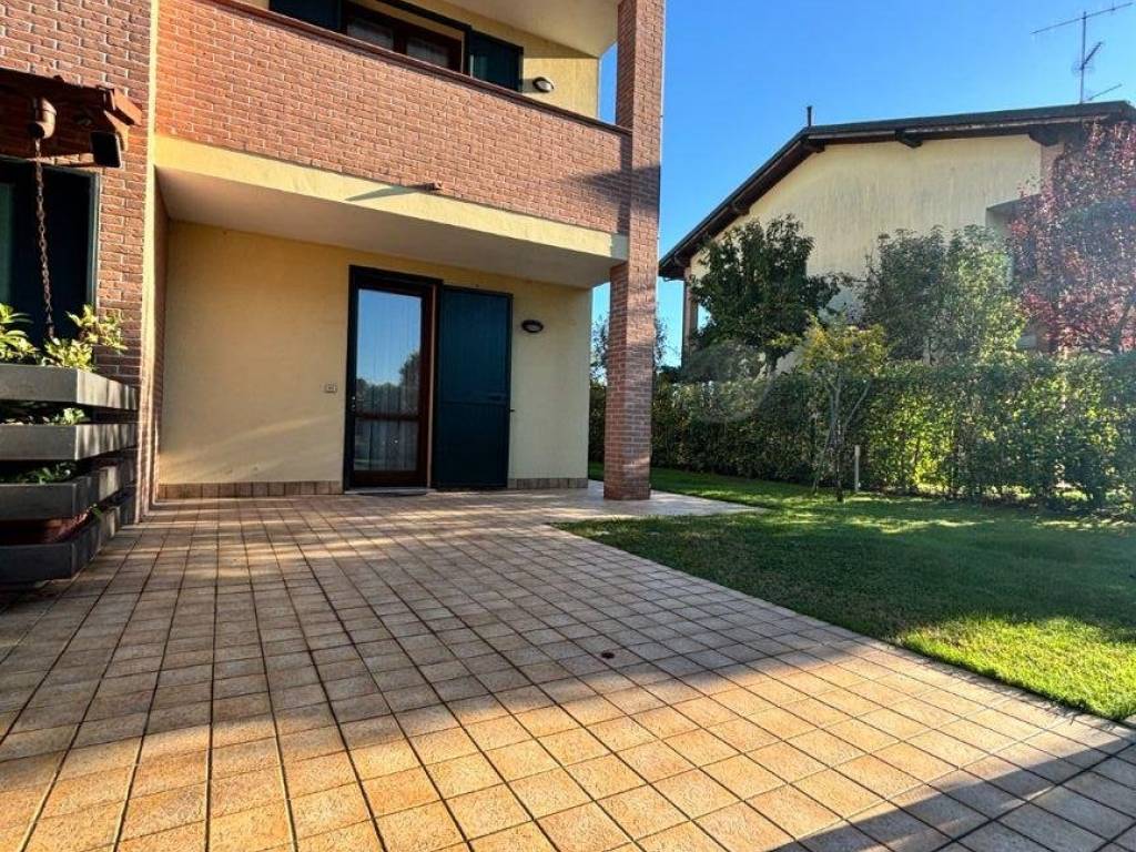 Villa a Medicina in Via delle Fragole - Foto 2