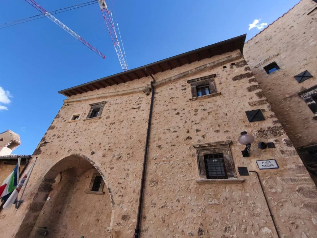 Appartamento a Santo stefano di sessanio in Piazza Medicea - Foto 3