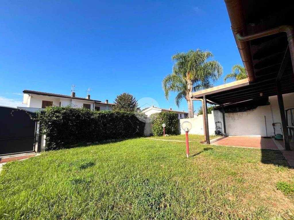 Villa a Sabaudia in Via Andromeda, 21 - Foto 2