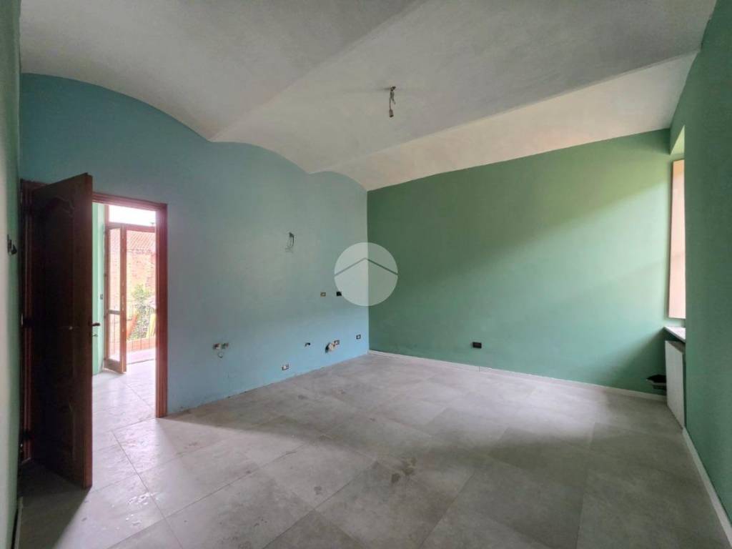 Appartamento a Chieri in Via S. Pietro, 4 - Foto 2