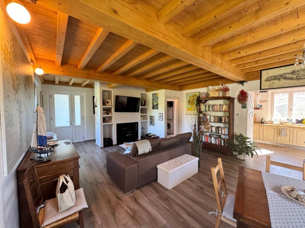 Villa a Porcari in Via della Pace - Foto 2