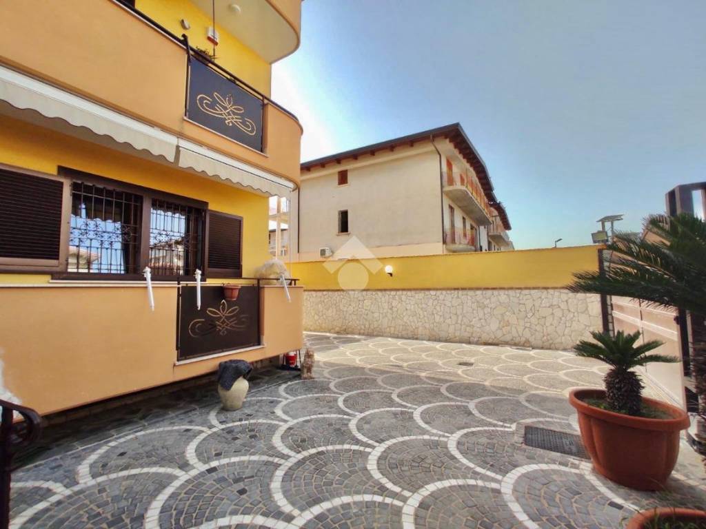 Villa a Cesa in Via matteotti - Foto 2