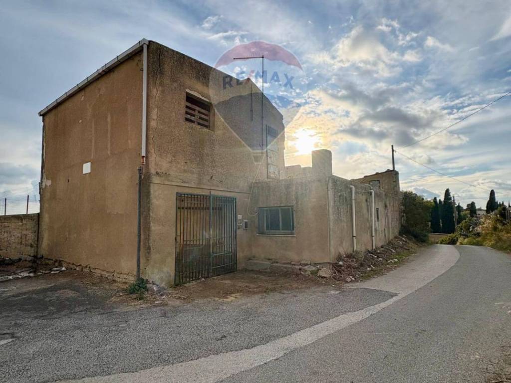 Casa indipendente a Caltagirone in Via della Prece, 1 - Foto 3