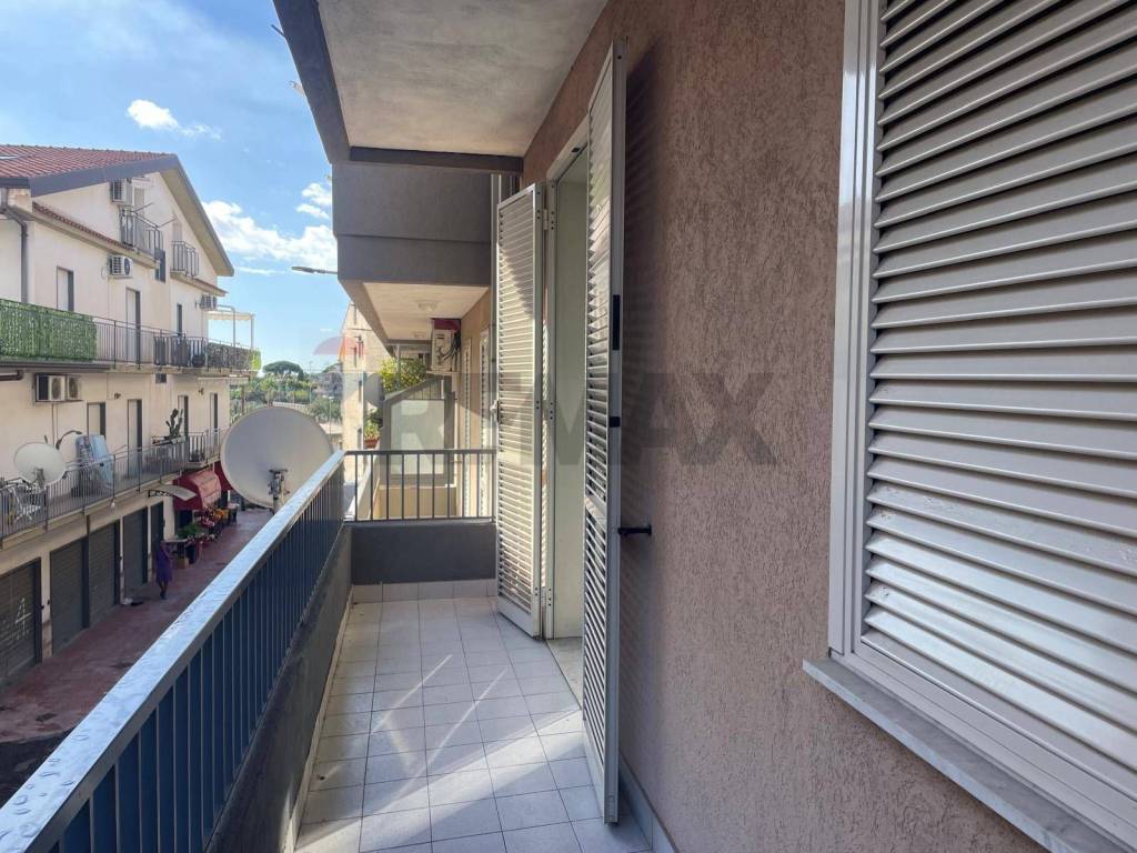 Appartamento a Giardini-naxos in via vittorio emanuele, 169 - Foto 4
