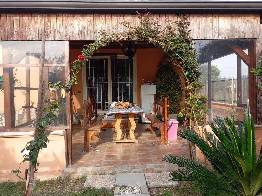 Villa a Minturno in Via Damiano Chiesa, 1 - Foto 4
