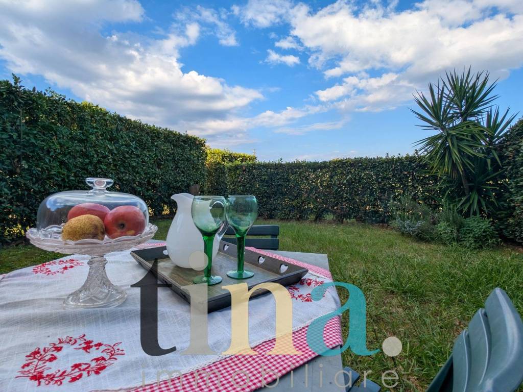 Appartamento a Rosignano marittimo in Strada Provinciale del Vaiolo - Foto 2