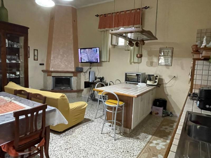 Palazzo / stabile a Maddaloni in Via Cancello - Foto 5