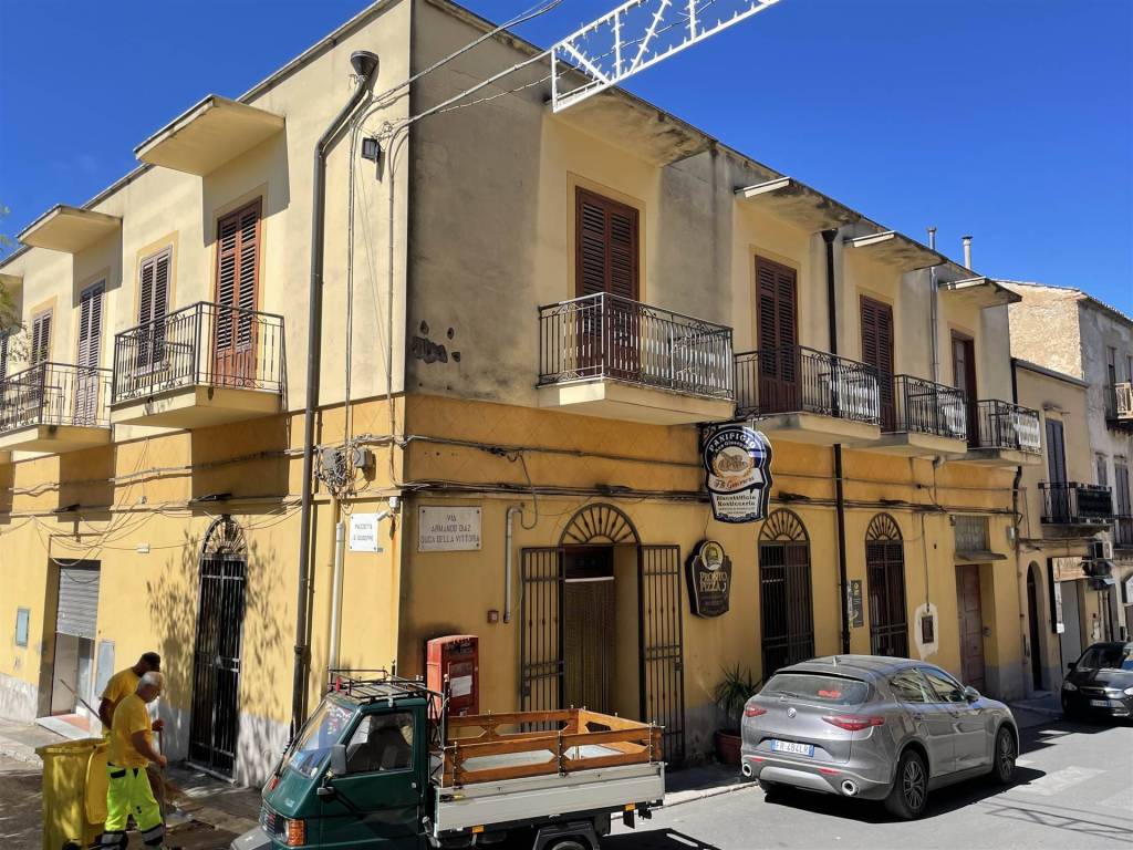 Appartamento a Lercara friddi in VIA ARMANDO DIAZ, 19 - Foto 2