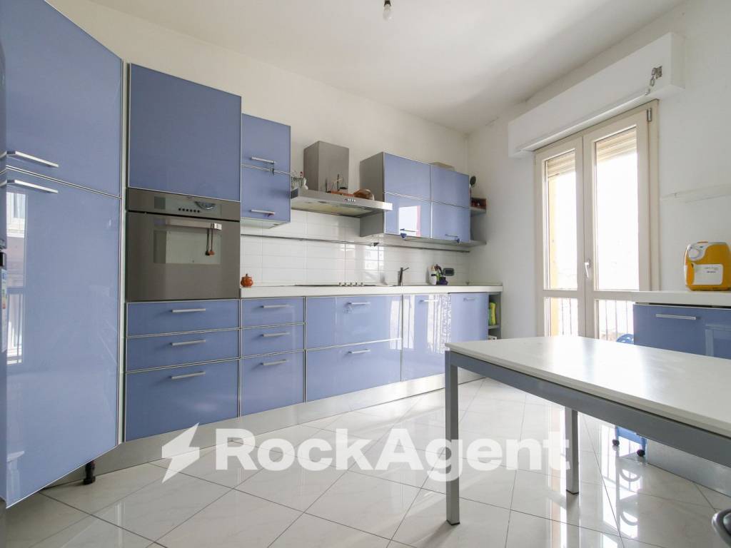 Appartamento a Catanzaro in Via Giuseppe Poerio, 47 - Foto 5