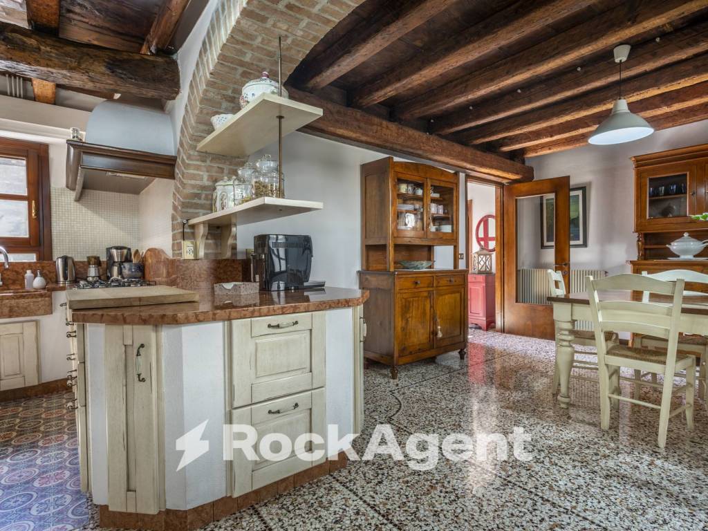 Palazzo / stabile a Rivignano teor in Via San Marco, 3 - Foto 4