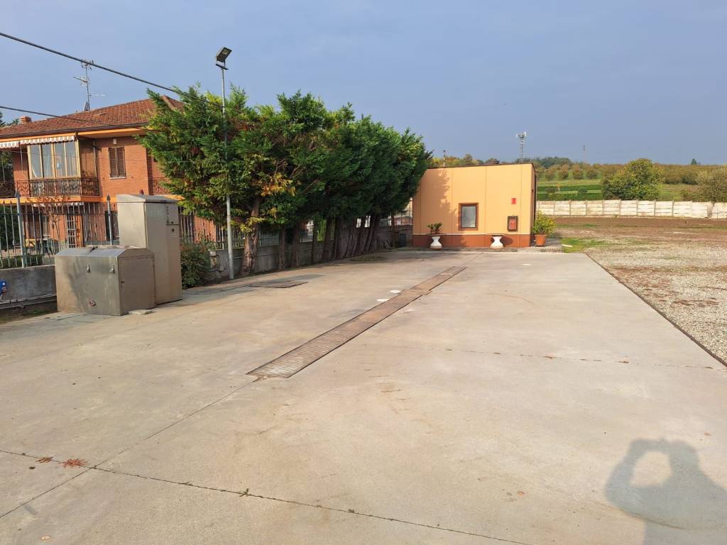 Terreno a Casale monferrato in Strada Vecchia Pozzo Sant'Evasio - Foto 2