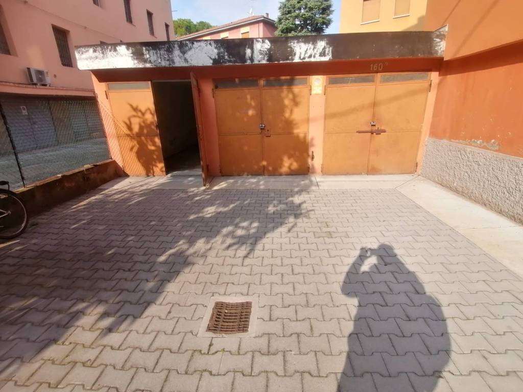 Box / garage a Bologna in Via San Donato - Foto 3
