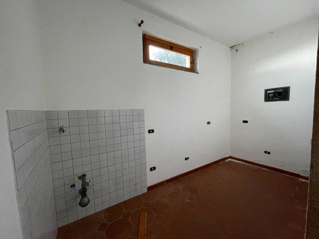 Appartamento a Massa e cozzile in Via Cairoli, - Foto 3
