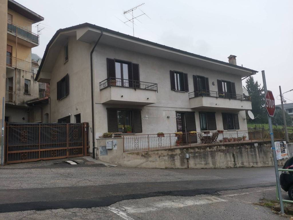 Appartamento a Caravate in Via Prato - Foto 2