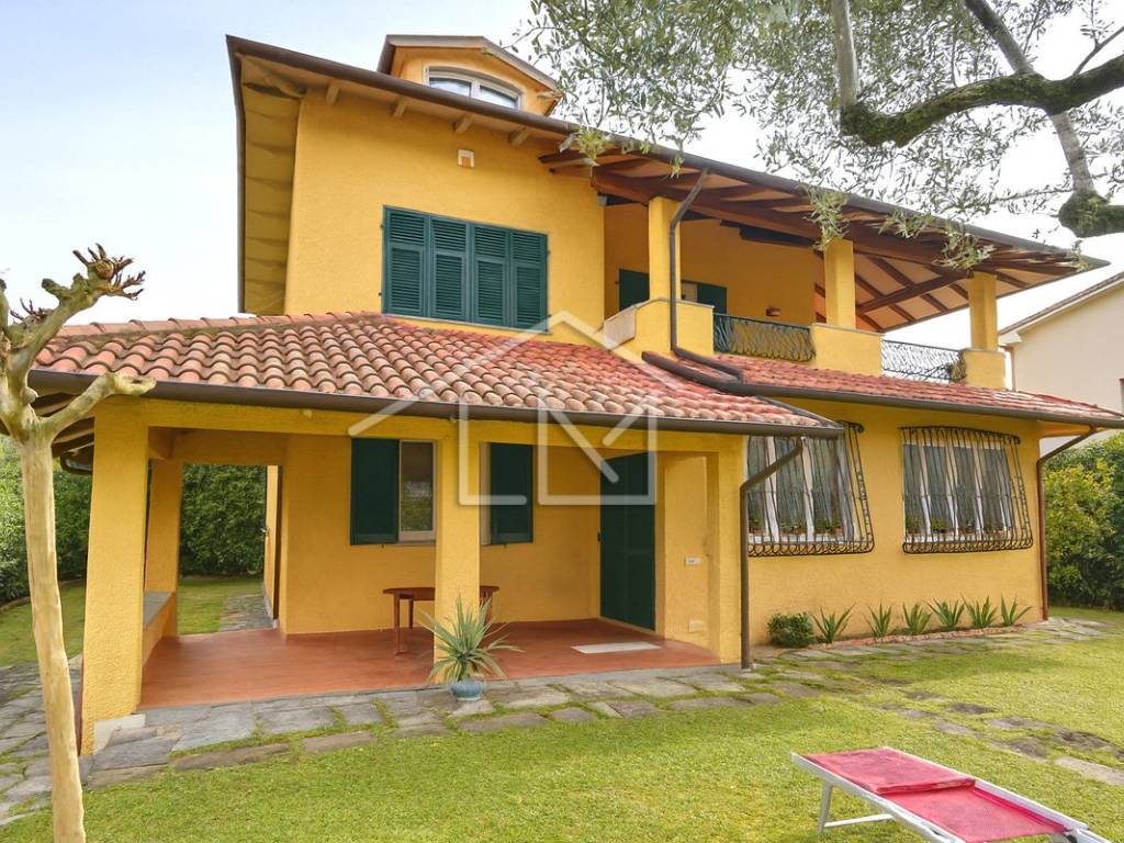 Villa a Ameglia in Via Piazza Ratti, 66 - Foto 3