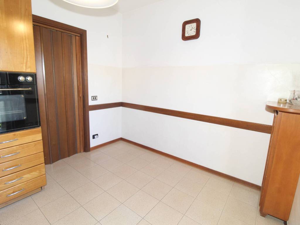 Appartamento a Castelgomberto in Via Antonio Canova - Foto 3