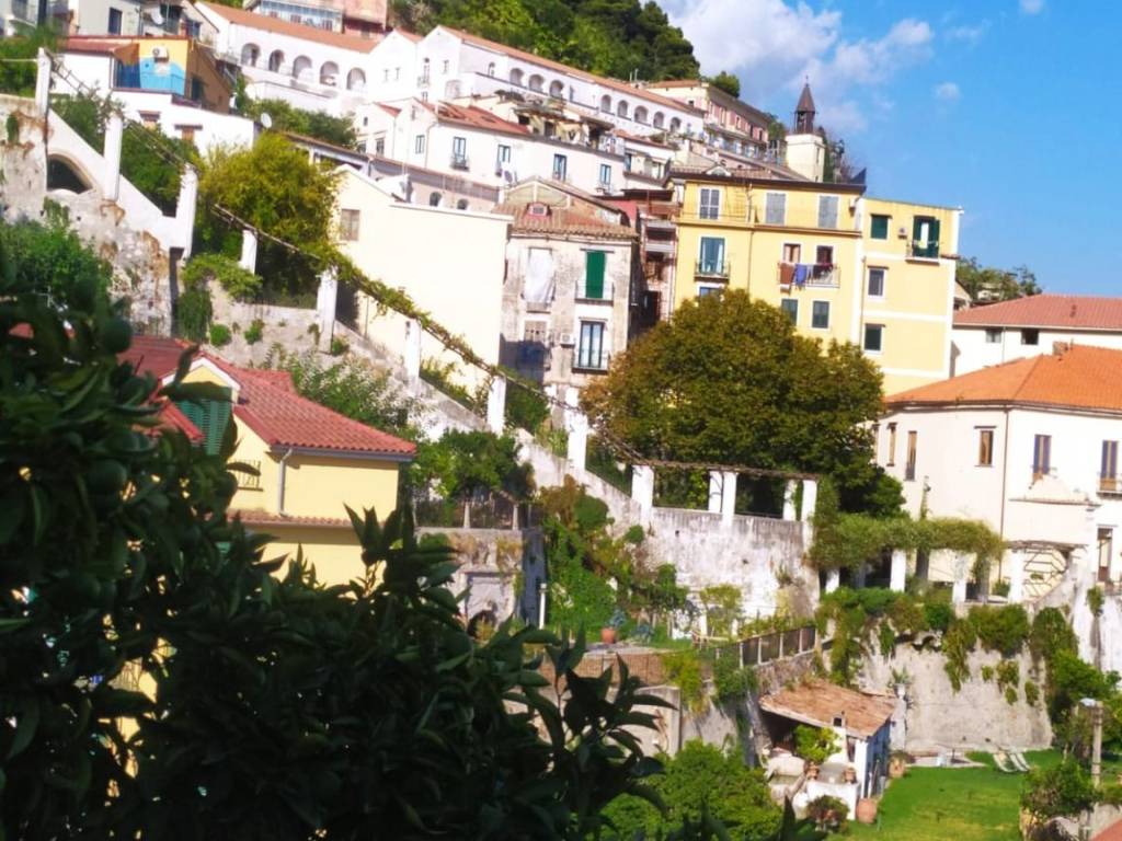 Appartamento a Salerno in Via Antonio Spinosa - Foto 3