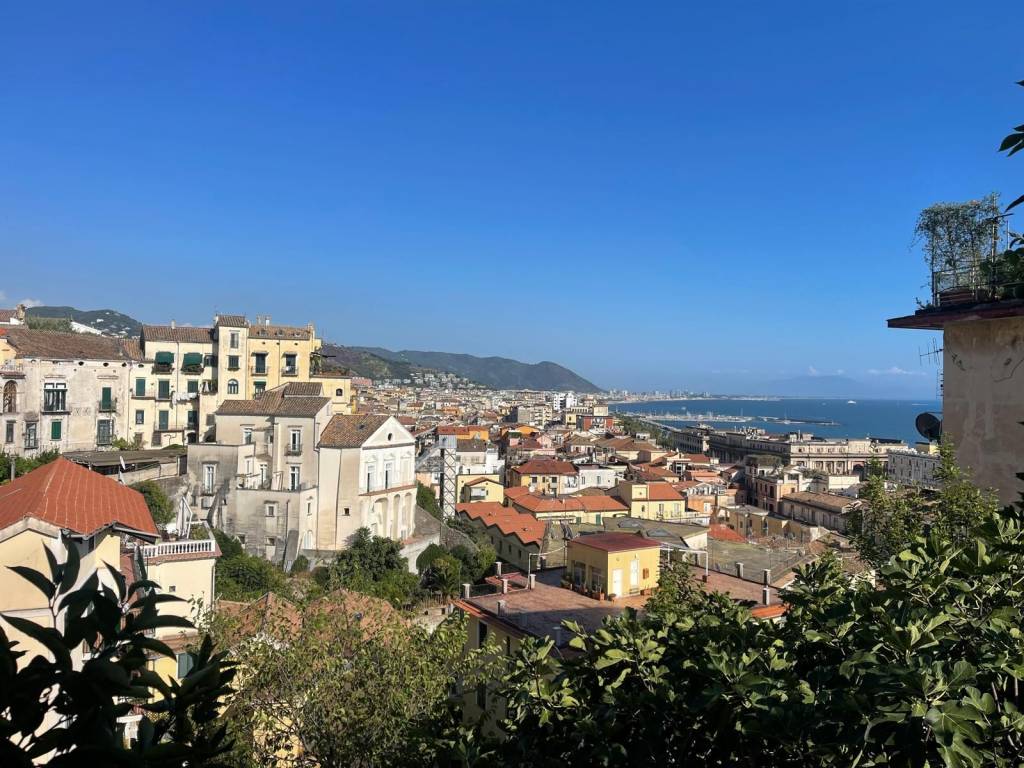 Appartamento a Salerno in Via Antonio Spinosa - Foto 5