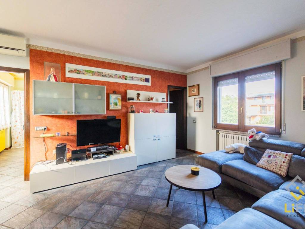 Villa a Galliate in Via Archimede, 6 - Foto 5