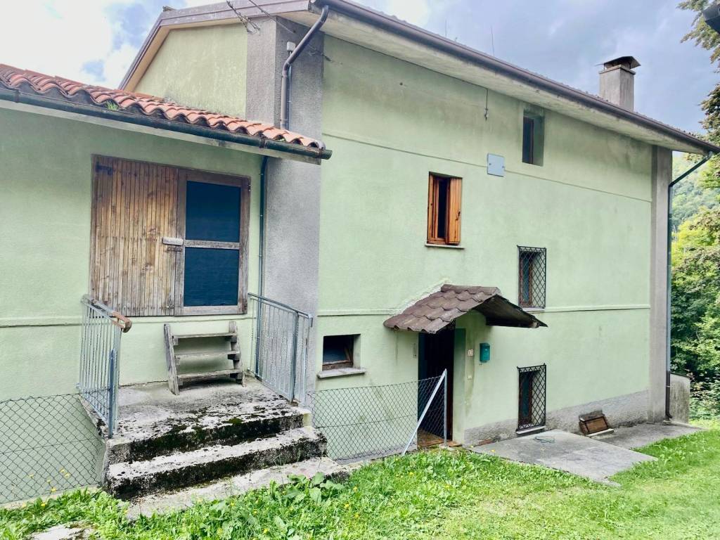 Villa a Taipana in Via Monte Aperta, 47 - Foto 2