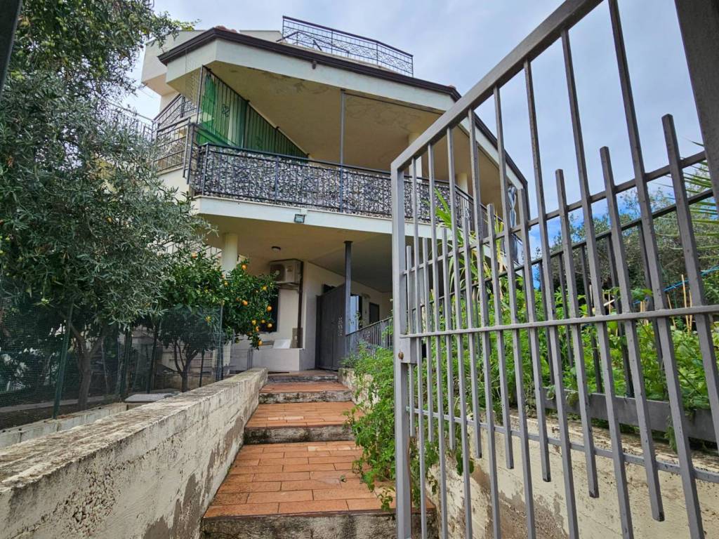 Appartamento a Montepaone in via Pietro Nenni, 2 - Foto 3