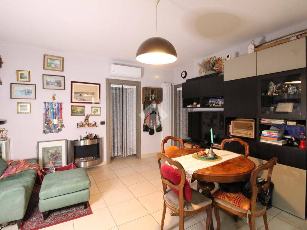 Appartamento a Curti in Via Vittorio Veneto, 49 - Foto 5