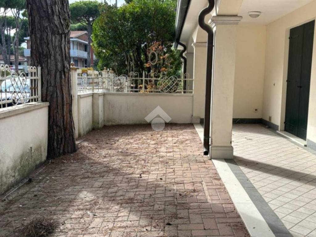 Villa a Comacchio in Via Donato Bramante, 33 - Foto 4