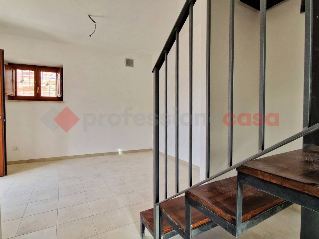 Casa indipendente a L'aquila in Via Piede il Monte, SNC - Foto 3