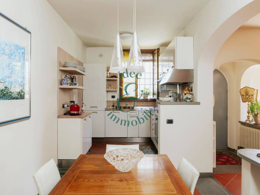 Casa indipendente a Calenzano in Via Arrighetto da Settimello - Foto 2