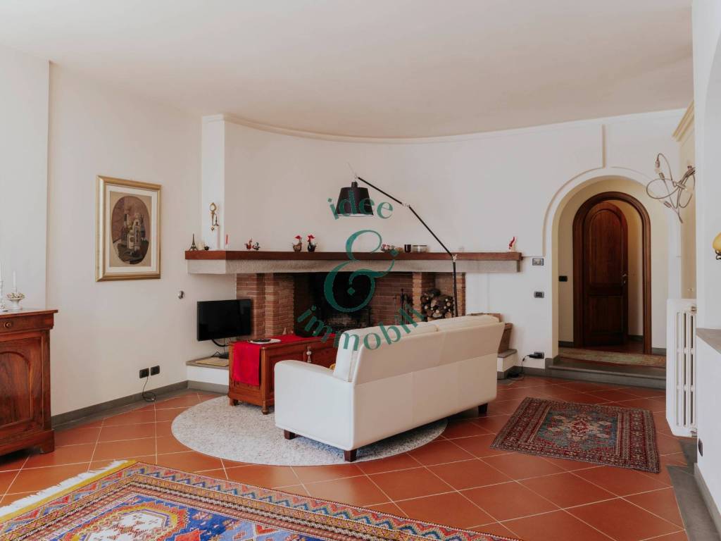 Casa indipendente a Calenzano in Via Arrighetto da Settimello - Foto 4