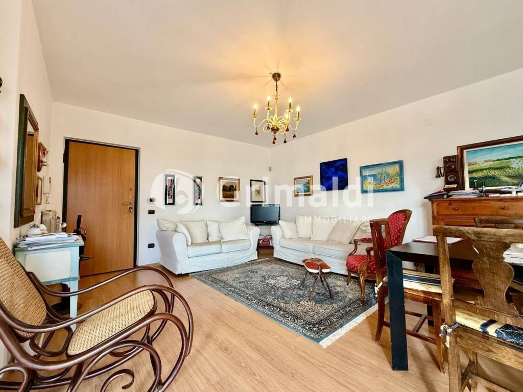 Appartamento a Battipaglia in Via Chiusa del Bosco, 16 - Foto 2