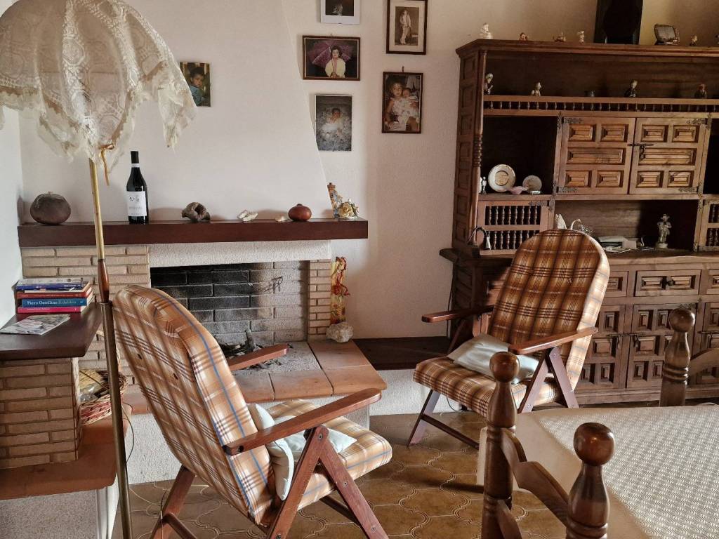 Casa indipendente a Sante marie in Corso Giuseppe Garibaldi, 73 - Foto 2