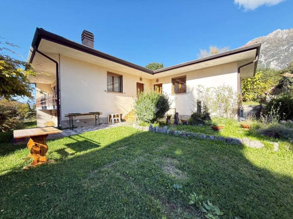 Villa a Gemona del friuli in Via sacra, 16 - Foto 2