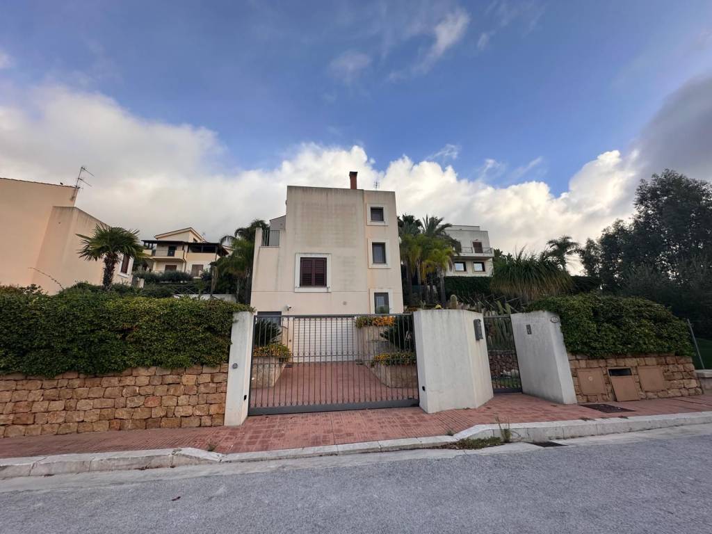 Villa a Erice in Via Lucio Piccolo - Foto 3