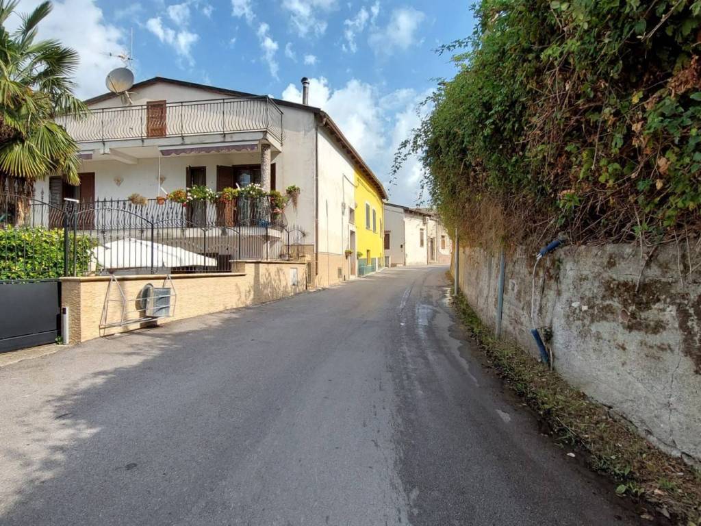 Appartamento a Salerno in Via Santa Maria del Campo - Foto 4